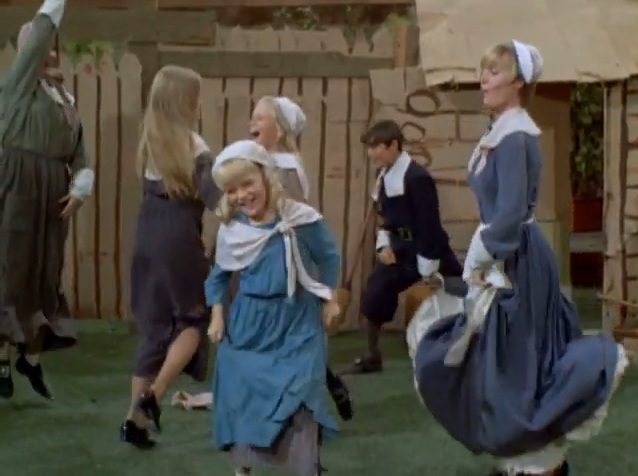 brady_bunch_thanksgiving_dancing_1970
